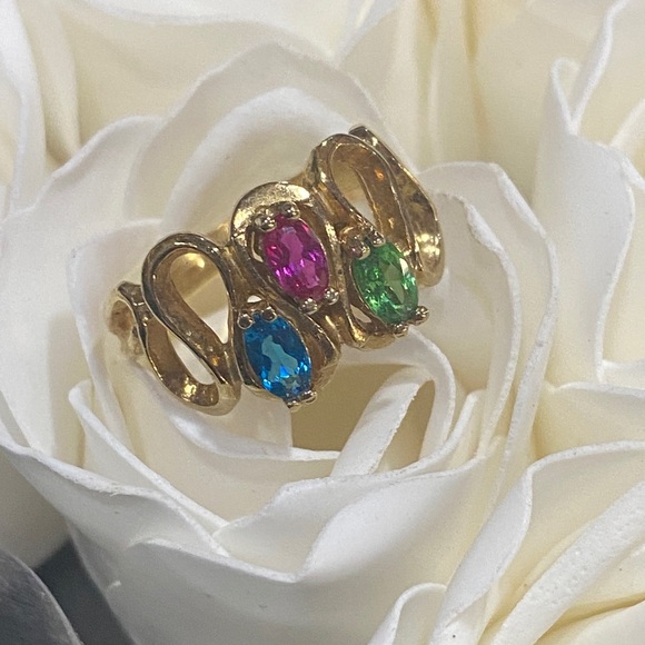 Jewelry - Size 7 Ring with Multi Color Stones
